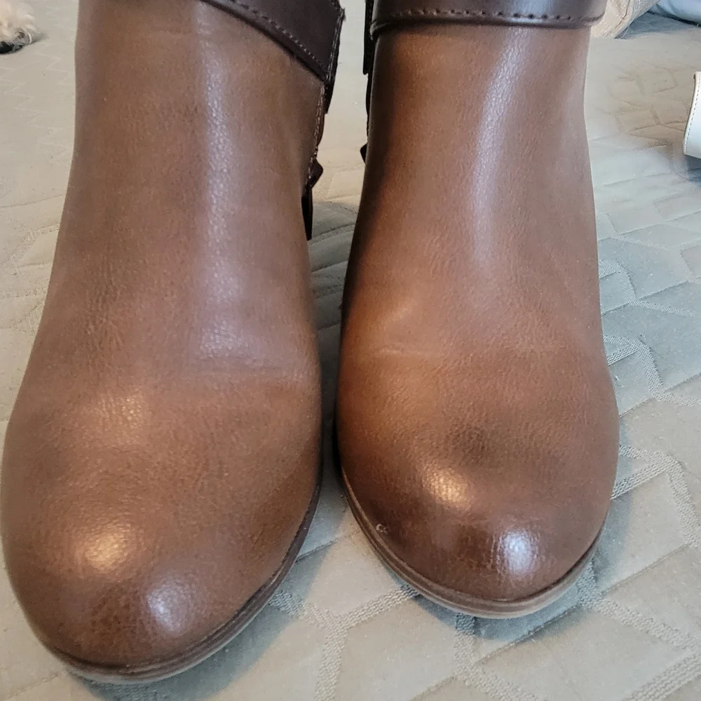 Booties - Picture 3 of 4